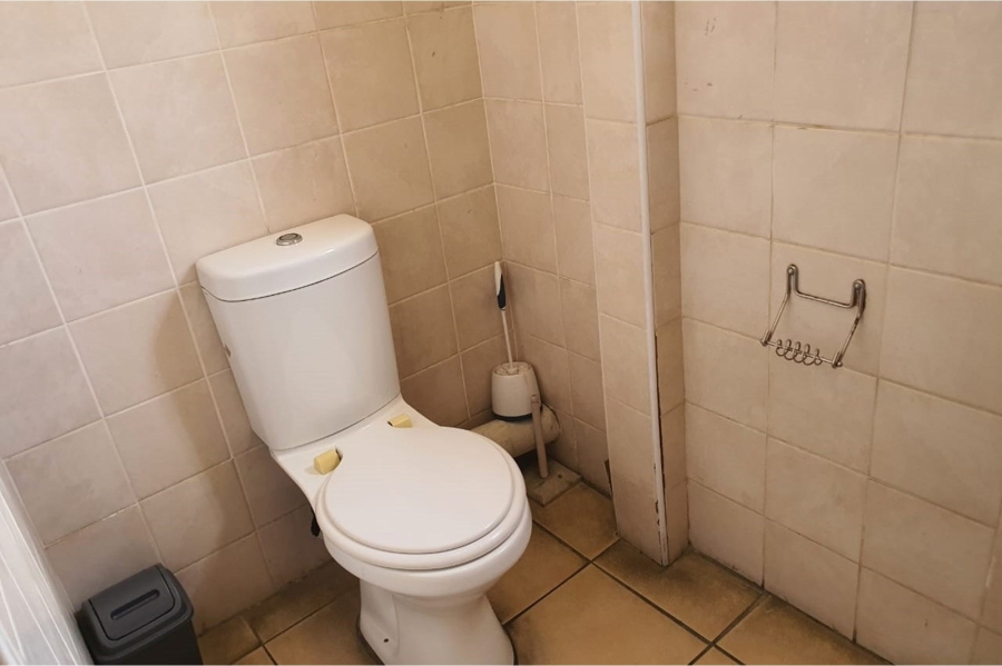 To Let commercial Property for Rent in Walmer Eastern Cape